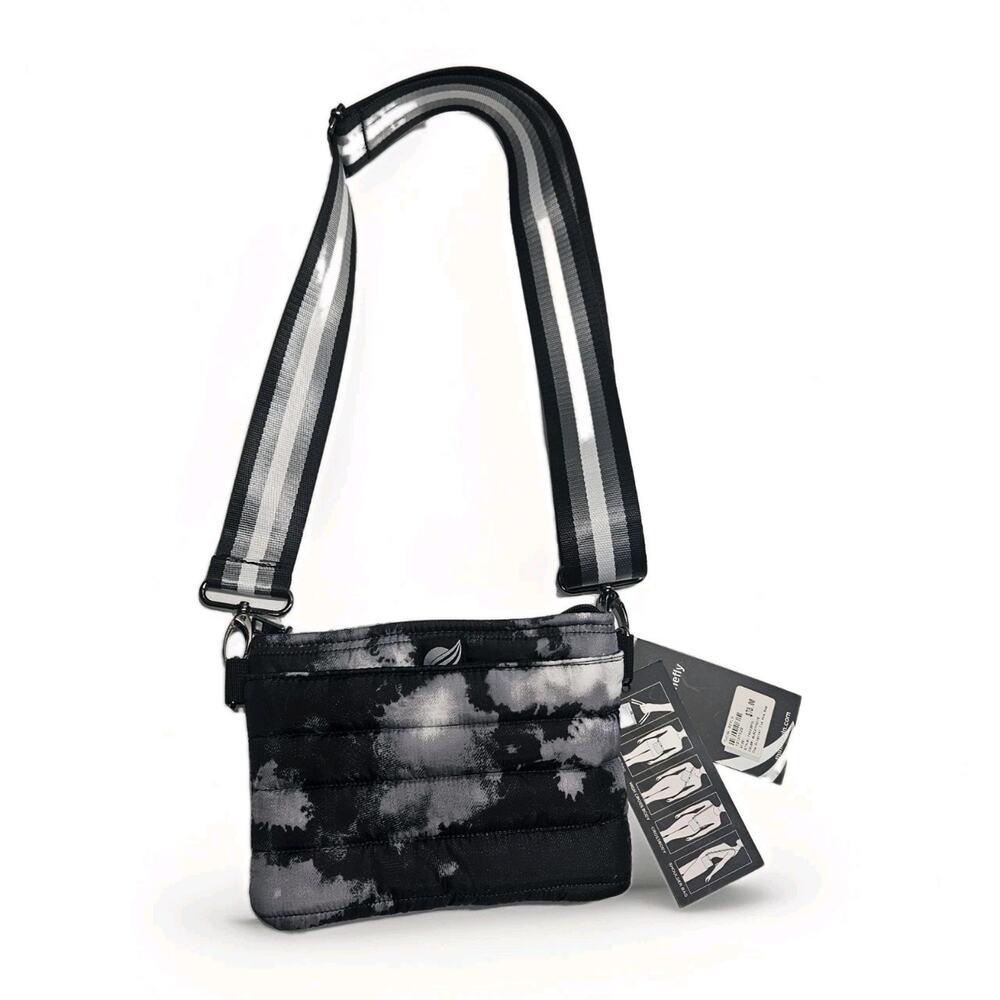 NWT Think Royln Crossbody Black Camo Quilted Puffer Striped Strap Travel Casual